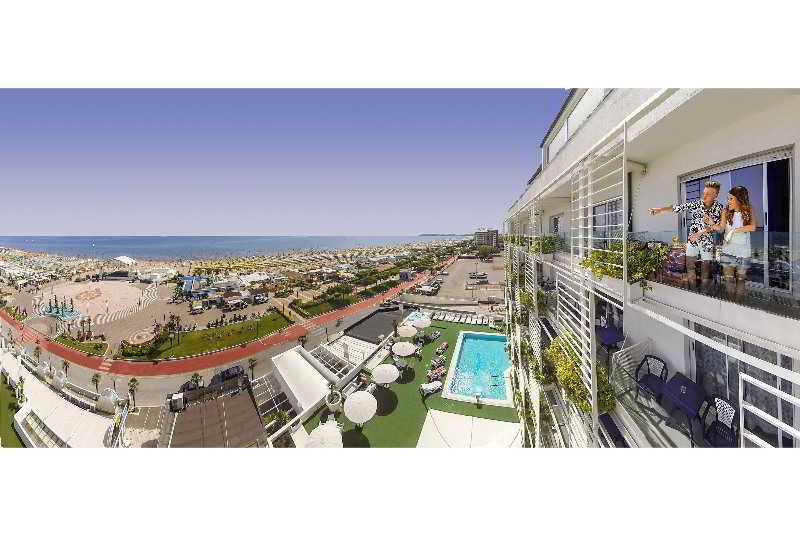 Hotel Mediterraneo Riccione Exterior photo